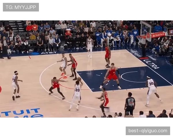 索汉无球跑位拉开空间提升球队三分效率